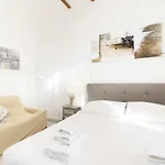 White Terrace Apartment Navona