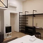 Cairoli Rooms