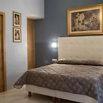 La Residenza Suites