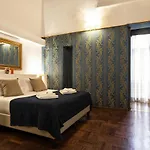 Canova Rooms In Spanish Steps