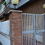 Roma Famous