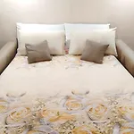 Domizio Suite Apartment