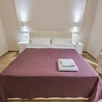 Walker Rooms 2