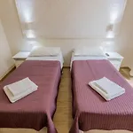 Walker Rooms 2