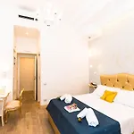 Roma Charming Rooms