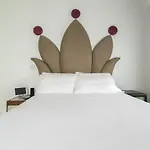 Colosseum Jacuzzi Suites