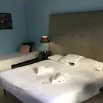 Iron Bridge Accommodation