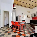 Mok\'House Apartments