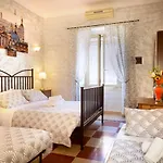 Rossana House