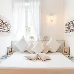 Spanish Step Nest Luxury