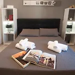 Nazionale 221 Luxury Home