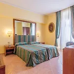 Raeli Hotel Noto
