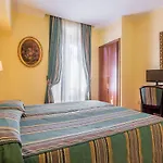 Raeli Hotel Noto