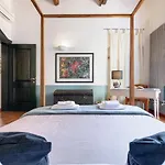 Rome As You Feel - Teatro Pace Apartment