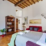 Rome As You Feel - Teatro Pace Apartment