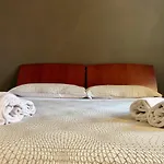 Candia Bright Vatican Apartment