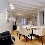 Farnese Charme - My Extra Home