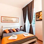Roma Street Home Lavinia