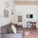Roman Forum Cozy Apartment