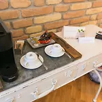 Trevi Contemporary Suite