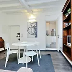 Cozy Corallo - My Extra Home