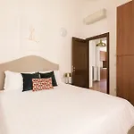 Expansive 2Br In San Pietro / Vaticano By Sonder