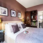 The Brunetti - Luxury Serviced Apartment