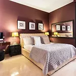 The Brunetti - Luxury Serviced Apartment