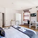 Sant\'Angelo Apartments