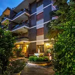 Aurelia Residence