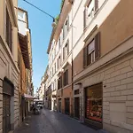 Piazza Di Spagna Stylish Flat