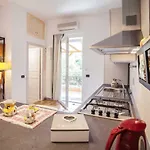 Roma, Deliziosa Casa Indipendente Immersa Nel Verde