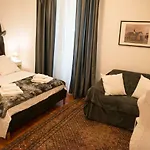 St Paul House Boutique & Apartment