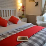 Moonlight Inn Guesthouse
