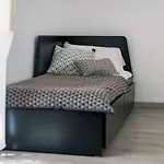 Spanish Steps 3 Bedrooms Cozy,Elegant And Central