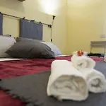 Apartment In Piazza Bologna