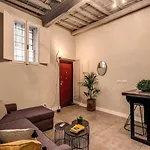 11 Via Di Sant\'Eligio
