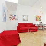 Gianmarco Apartment