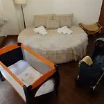 Ac Pantheon Apartment