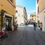 Giuditta Suite 121 Trastevere Roma