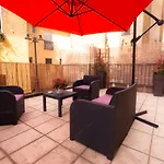 Leonina 75 Holidays