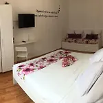 Orchids Apartment