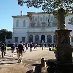 Charming House Near Hotel Parco Dei Principi