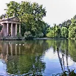 Charming House Near Hotel Parco Dei Principi