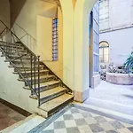 Spanish Steps Luxury Apartment
