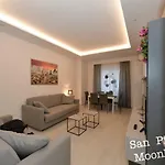 San Pietro Moonlight Luxury Apartment