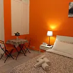 Amoraroma, Economy Guest House With Shared Bathrooms