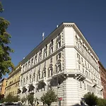 Colosseum View Exclusive Apartment