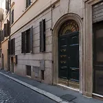 The Spanish Steps Grand Penthouse