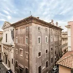 Rsh Via Giulia Apartments